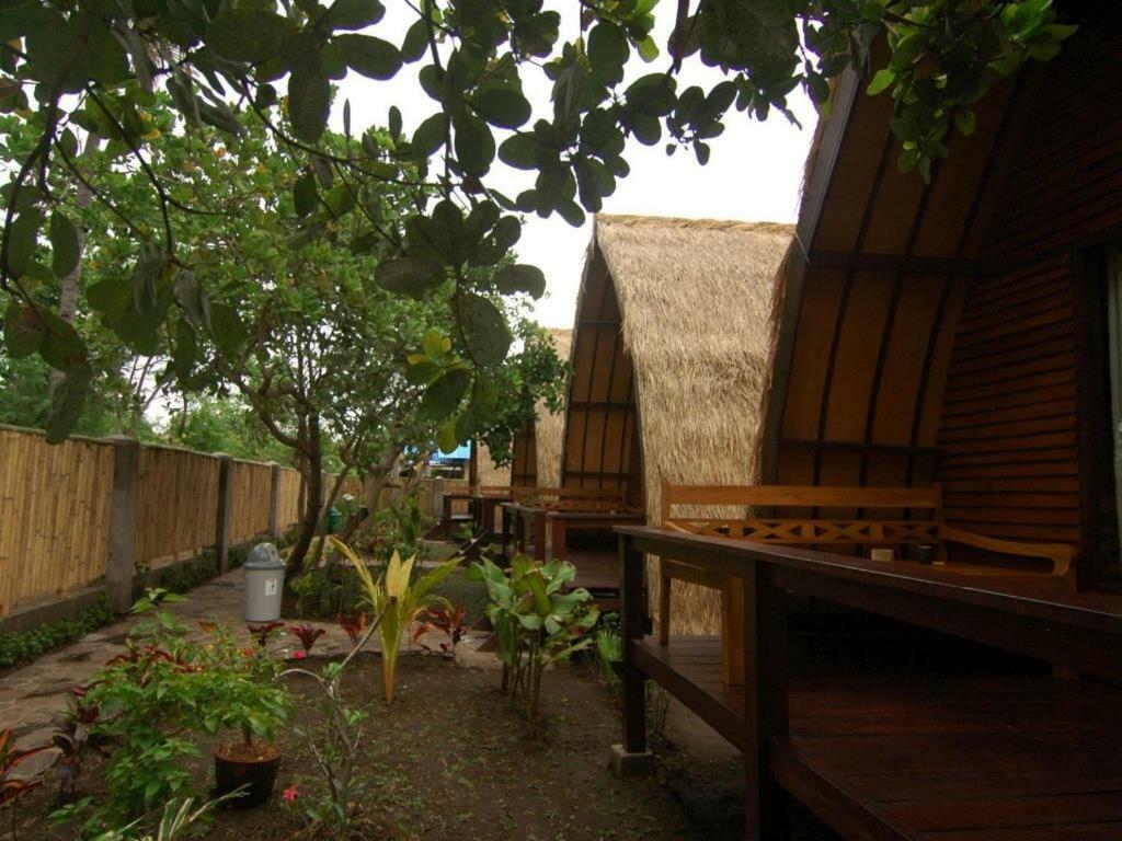 Omah Gili Hotel Гили Еър Екстериор снимка